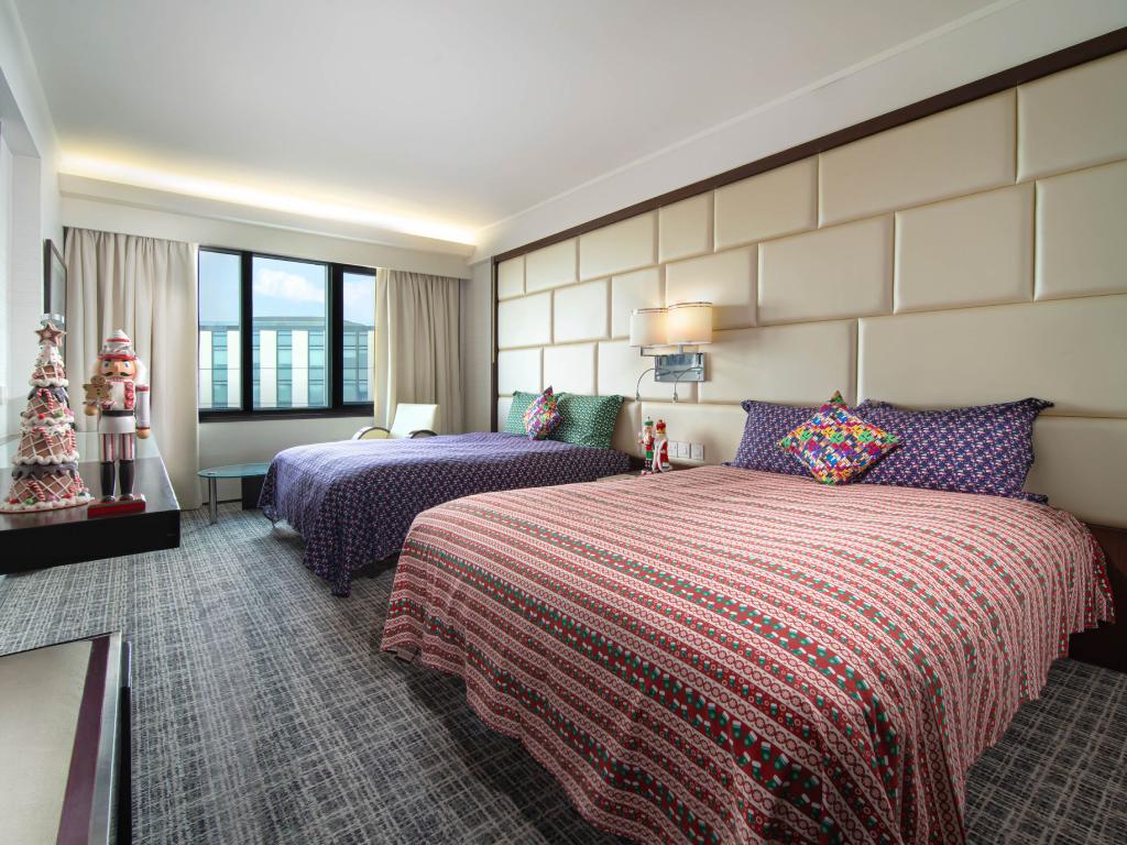 Accommodations Regal Airport Hotel Accommodations Regal Airport Hotel
