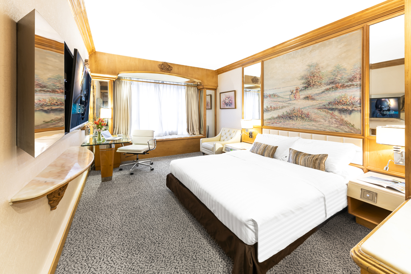 RHK_Superior Room_1