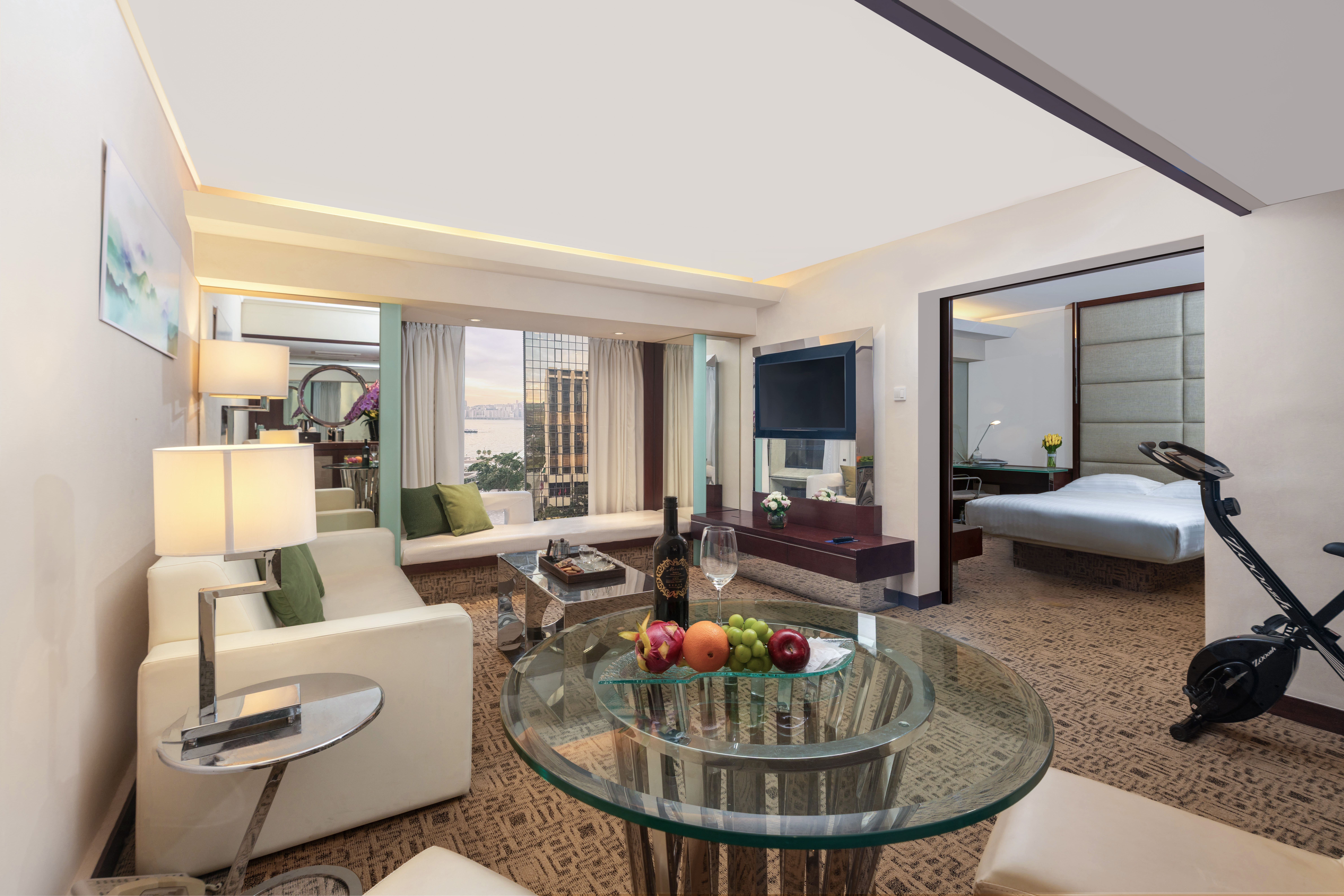 Deluxe Suite