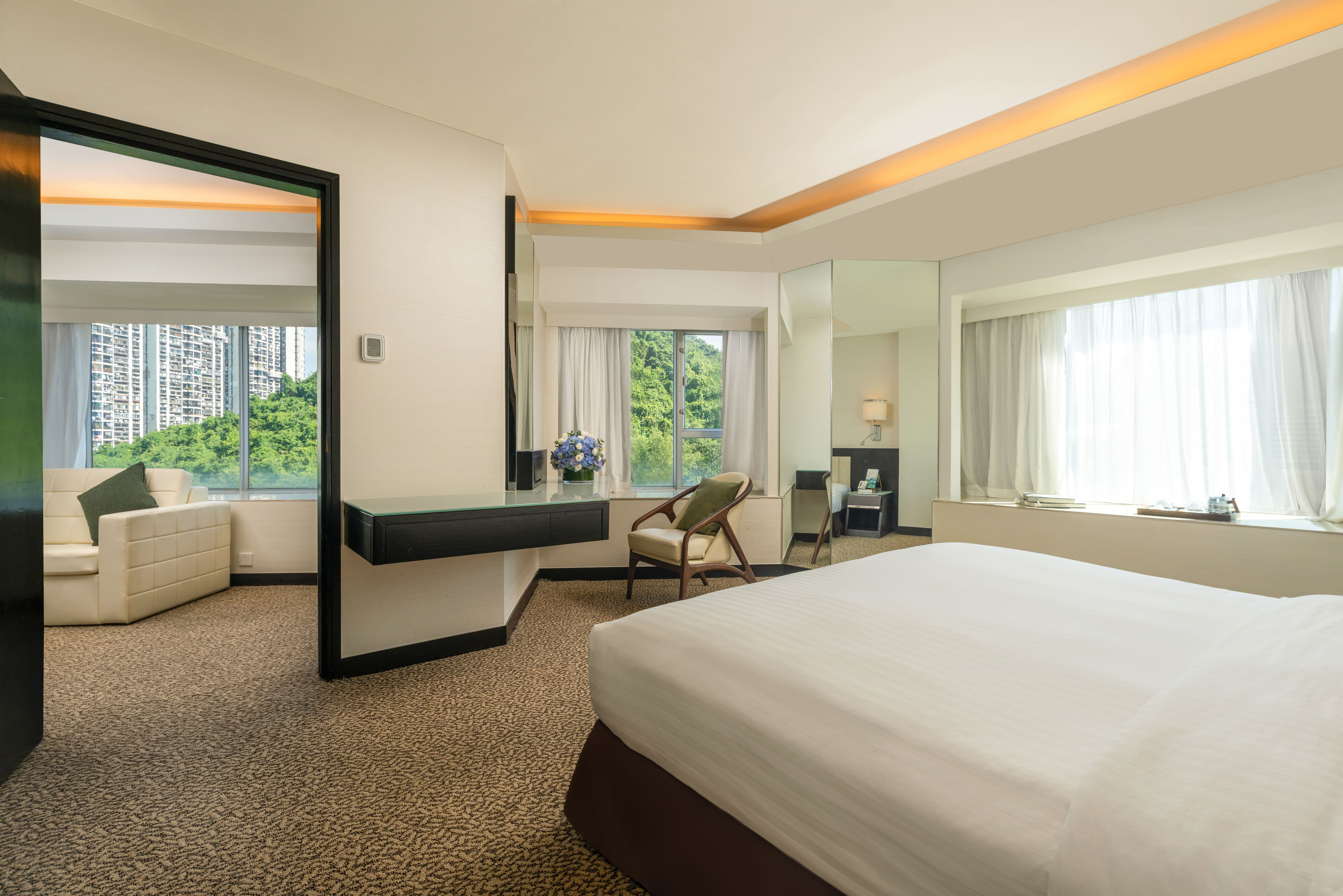 Executive Suite sitting room  bedroom